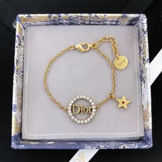 DIOR Original new product Round CD pendant with micro-diamond star necklace High-end quality