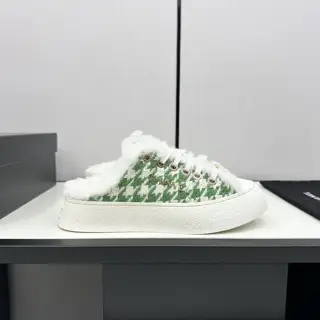 Chanel casual sneakers