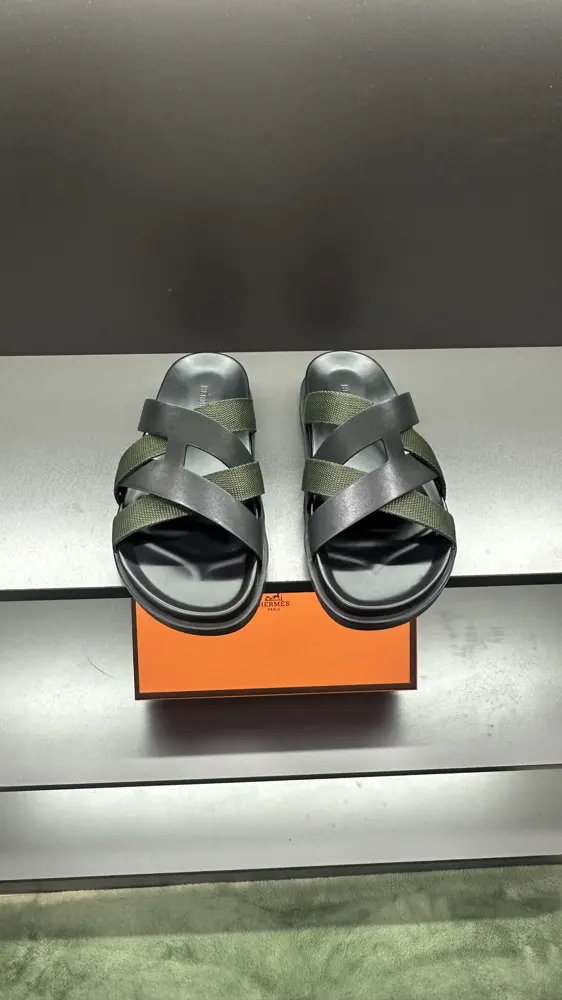 Hermès Bouncing sports slippers