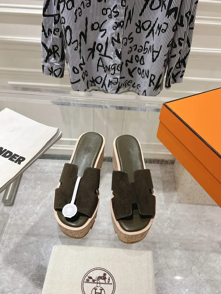 Hermes Spring and Summer New Colors on the Counter Heels