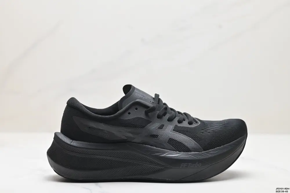 Asics MAGIC SPEED 4 stable running shoes have a double-layer jacquard mesh design on the 1011B704-101