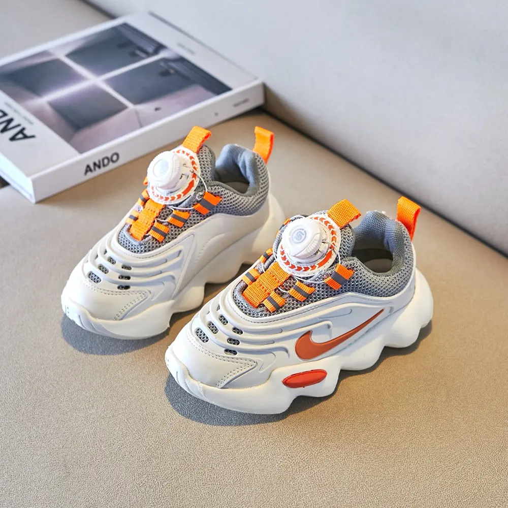 Nike big eye rotating button children’s shoes