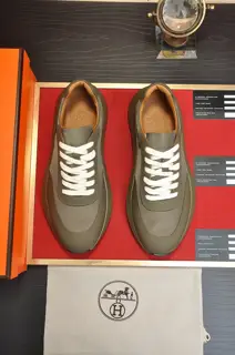 Hermès couple sports shoes