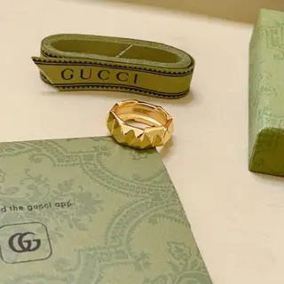 The latest Gucci ring with a higher grade. The same style as celebrities. Anger Forest