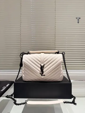 Yves Saint Laurent Bag