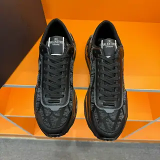 Valentino men’s shoes are fashionable