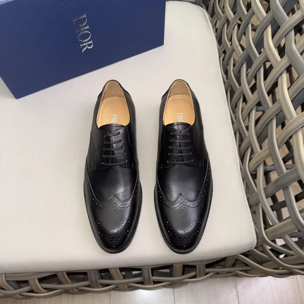Dior Derby Shoes|Formal leather shoes with leather sole|Crafted with open-edge pearl