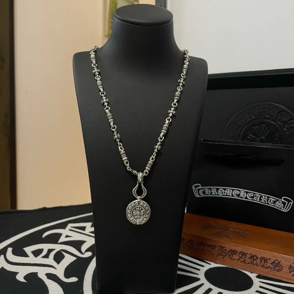 Chrome Hearts Classic Vintage Twist Necklace Gourd Pendant