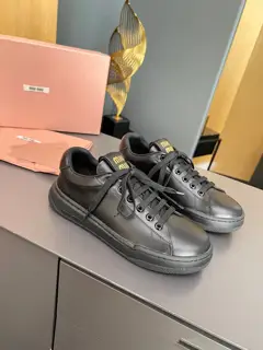 Miu Miu Miu 2024 new casual white shoes