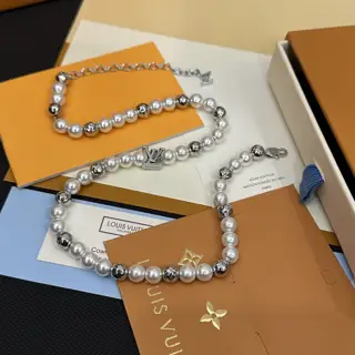 Louis Vuitton necklace