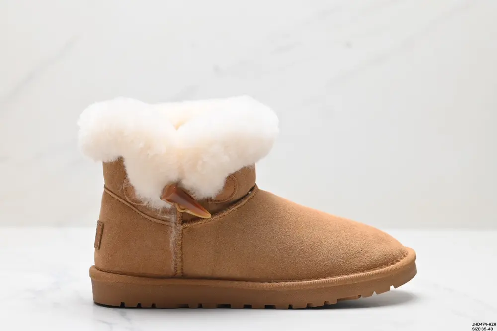 UGG warm and shock-absorbing