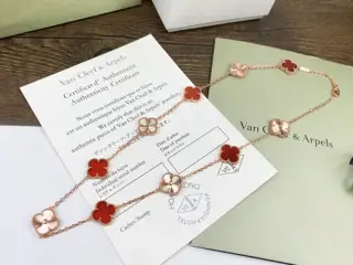 Van Cleef & Arpels Four-leaf Clover Ten-Flower Necklace