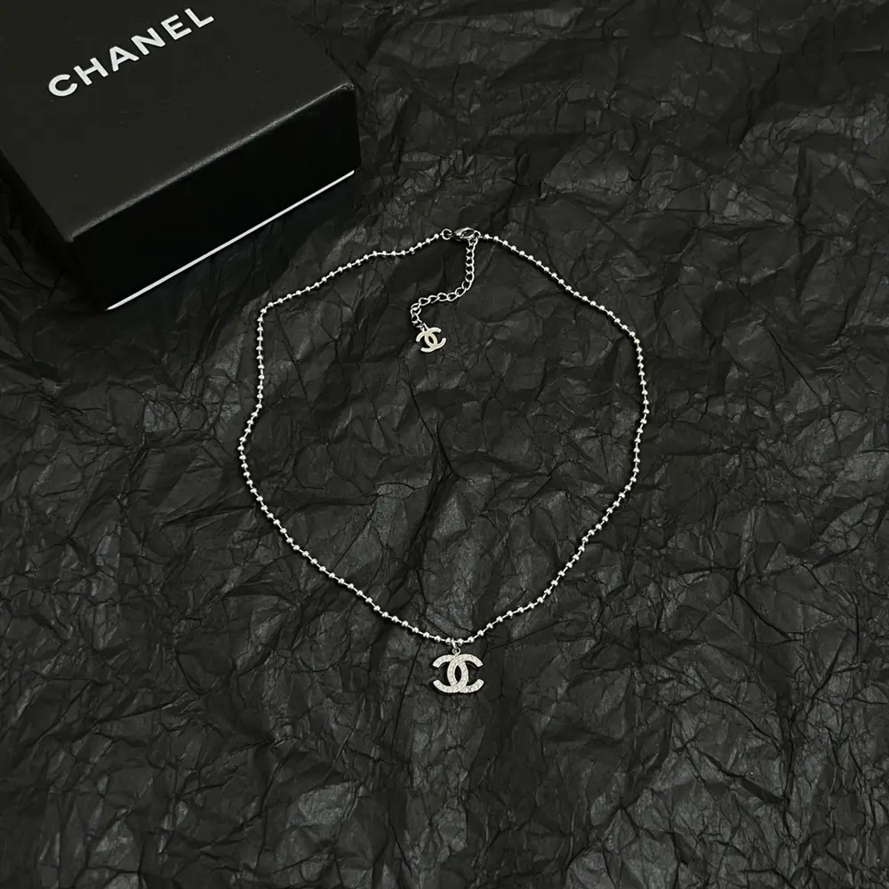 Chanel vintage double C necklace