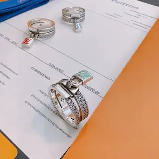 Louis Vuitton ring