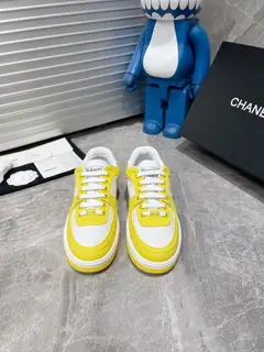 Chanel full leather casual white shoes sports skateboard shoes are loved by internet