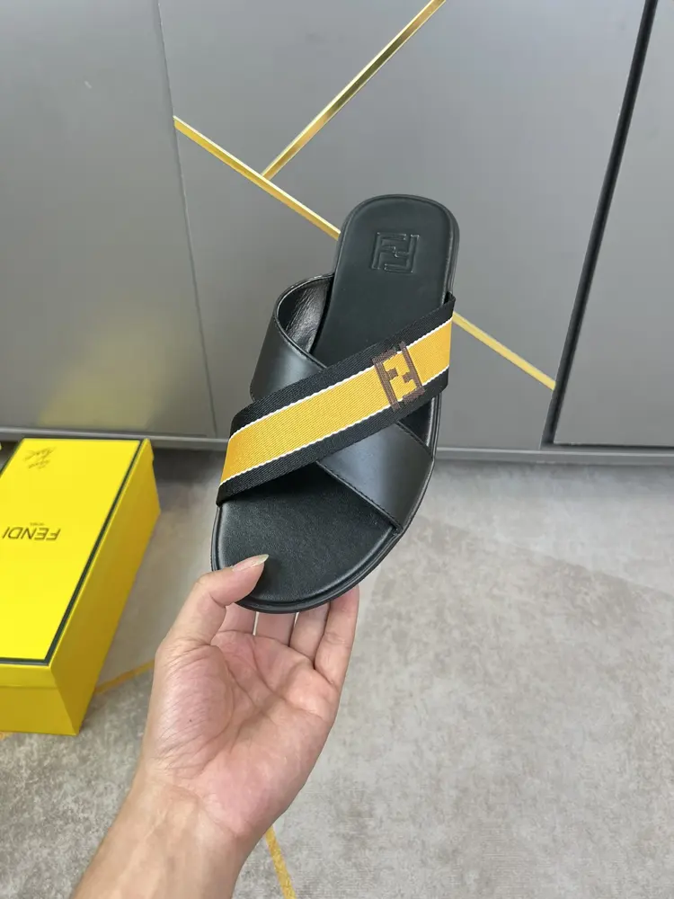 Fendi slippers