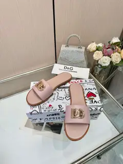 Dolce & Gabbana slippers