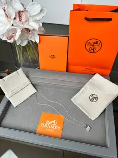 Hermes Kangkang bag necklace