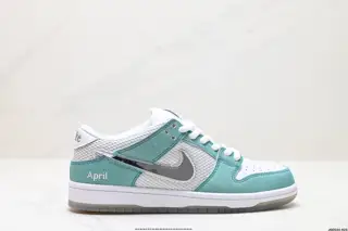Nike April Skateboards x Nk SB Dunk Low Joint Model Frozen Rose SB Buckle Broken Backboard FD2562-400