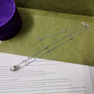 A new model from the Gucci Icon collection This precious necklace
