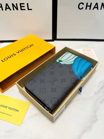 Louis Vuitton Wallet