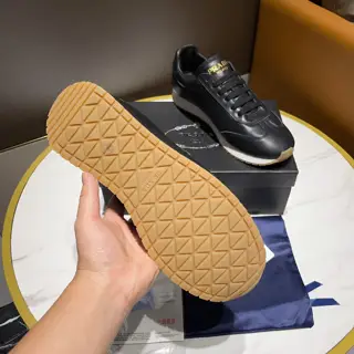 Prada classic casual shoes
