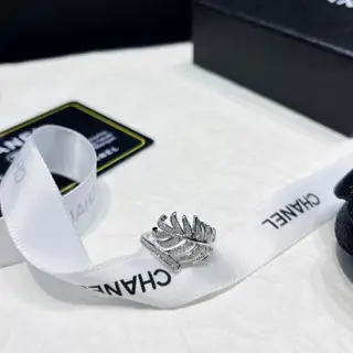 Chanel Feather Diamond Ring