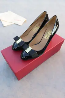 Salvatore Ferragamo Ferragamo classic style