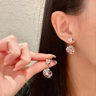 Chanel second-hand earrings