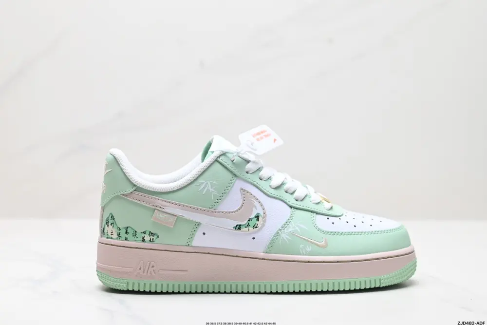 NIKE AIR FORCE 1’07 Sneakers DB3301-099