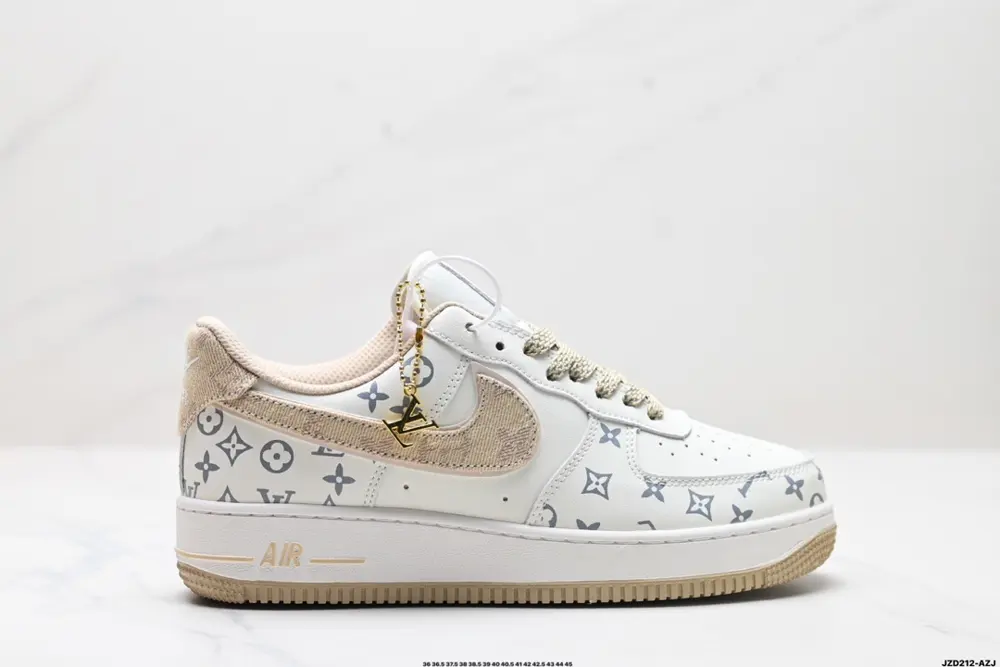Nike AIR FORCE 1’07 low-top versatile casual sports sneakers. Soft and elastic cushioning CW2288-111
