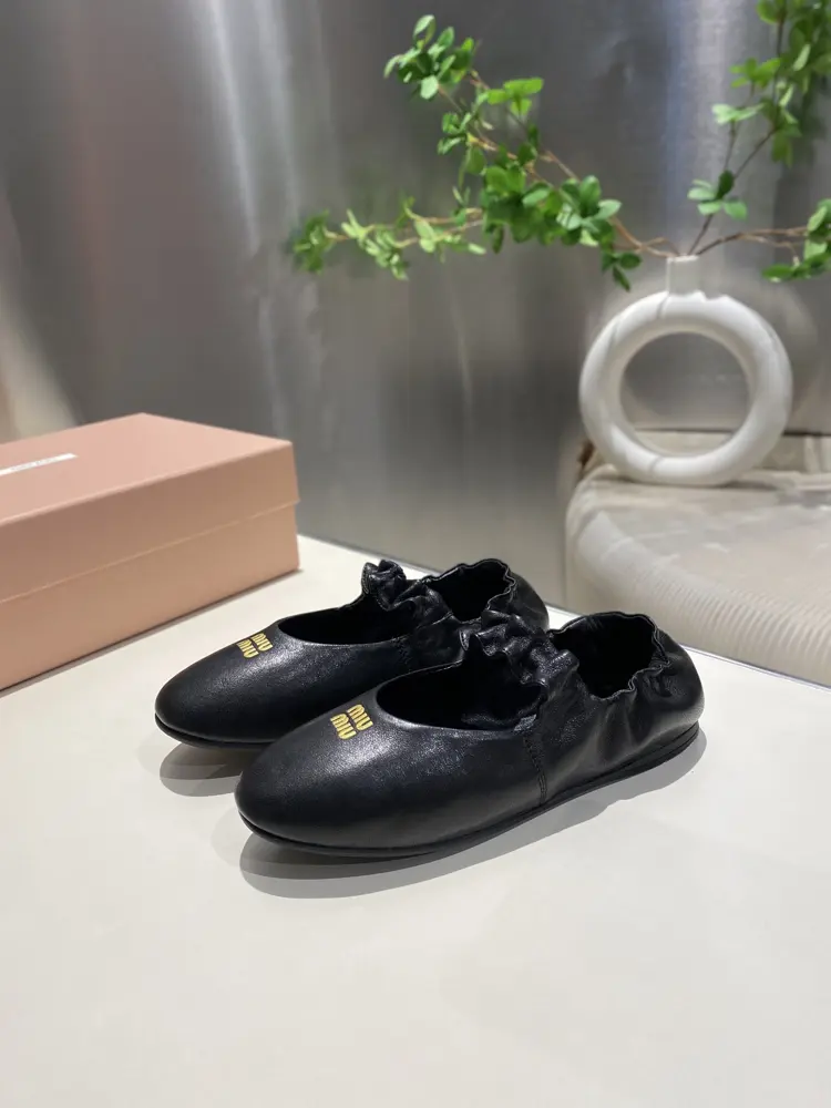 Miu Miu Miu sports original single flat heel 4.5CM two versions