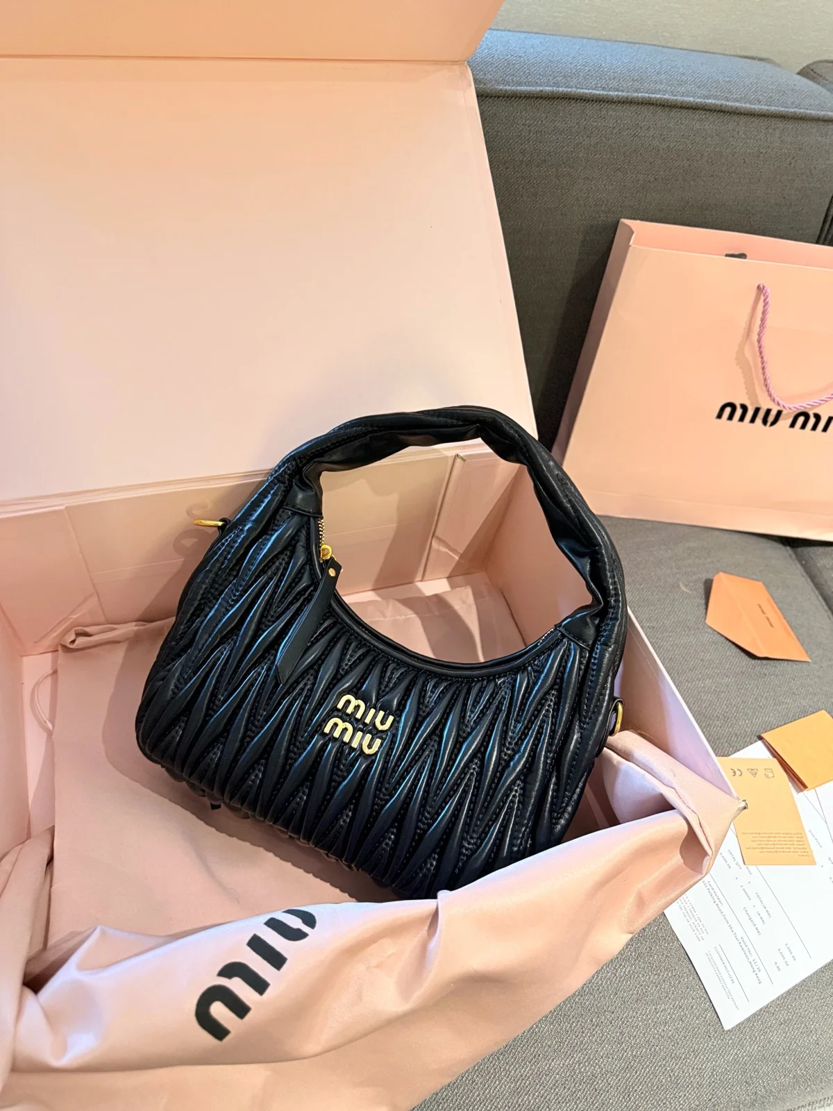 MiuMiu Hobo
