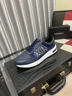 Armani new casual shoes are on sale. Upper cowhide + leather lining