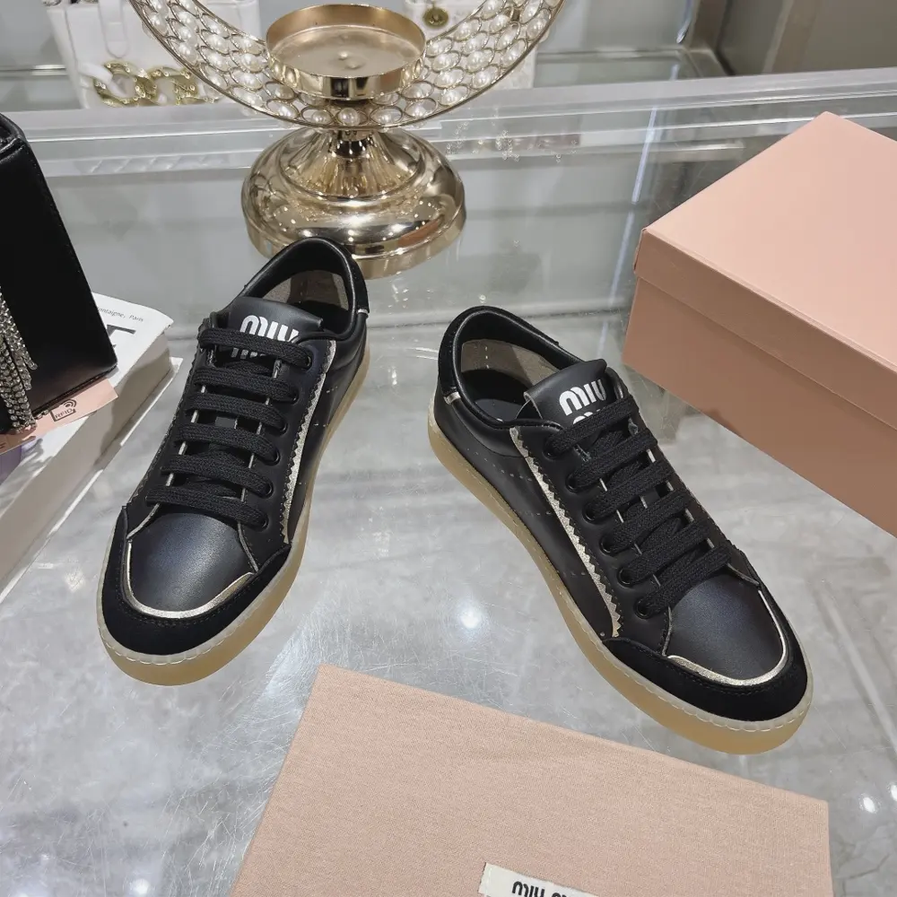 Miu Miu Miu new retro distressed casual shoes