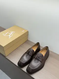 Christian Louboutin business formal leather shoes Original mold