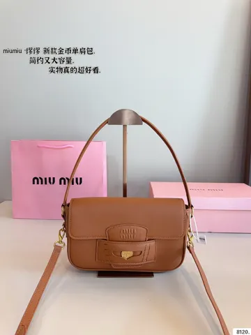 MiuMiu Baguette