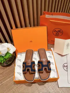 Hermès slippers