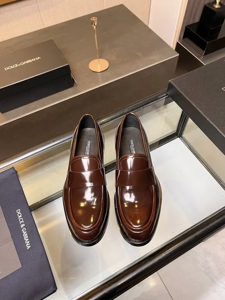 Dolce & Gabbana shiny leather business casual men’s shoes loafers