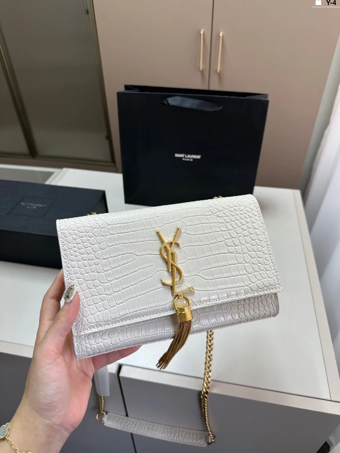 Yves Saint Laurent Bag