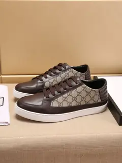 Gucci men’s low-top sneakers
