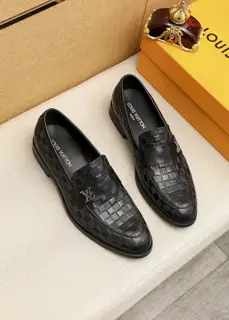 Louis Vuitton casual leather shoes