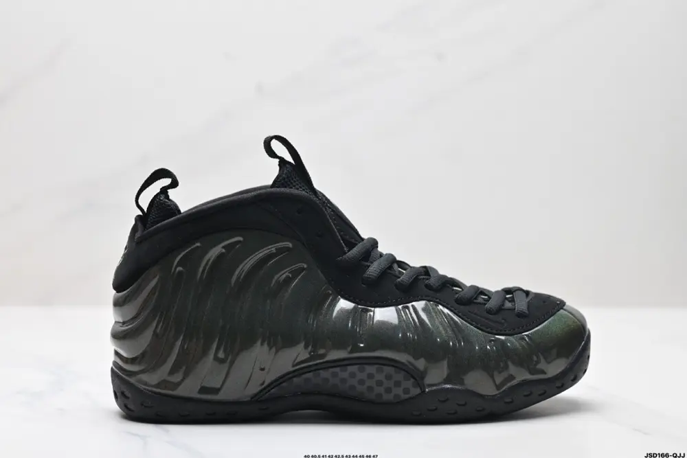 Nike corporate grade Nike Foamposite One mid-top retro basketball shoes
