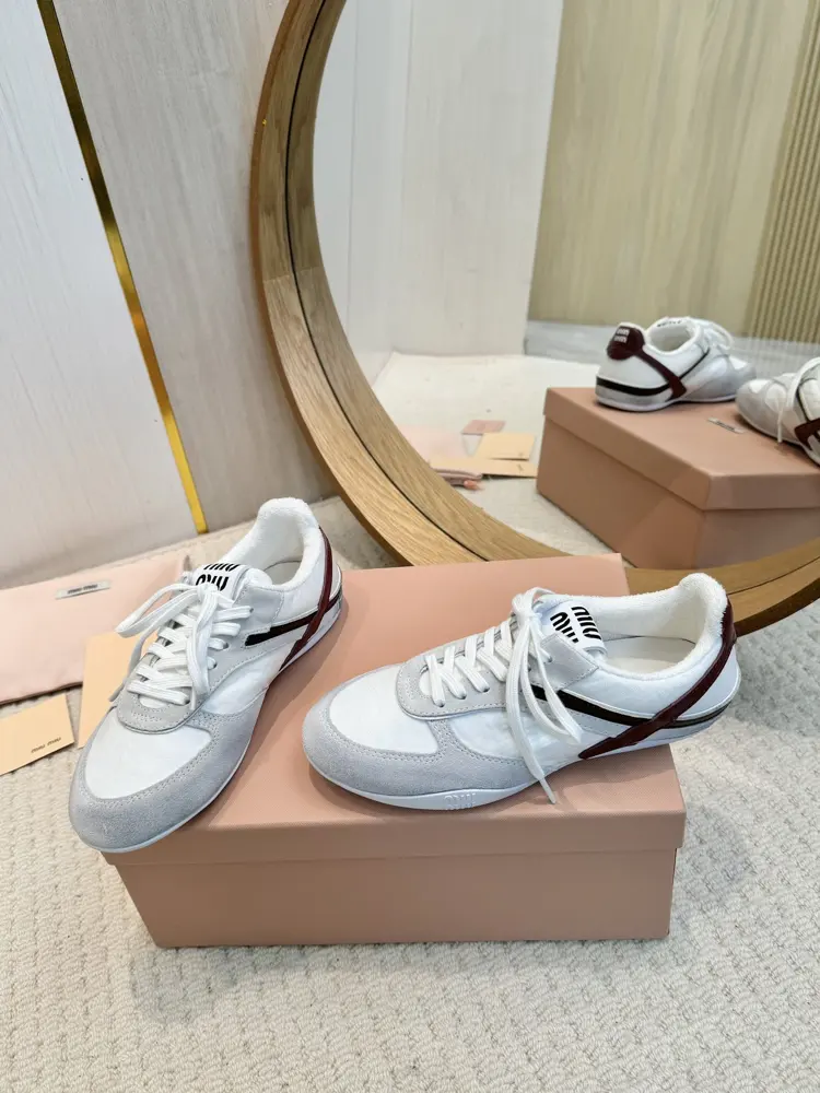 MIUMIU couple’s Dexun shoes~ Popular style old dirty shoes with good looks. A must-have~
