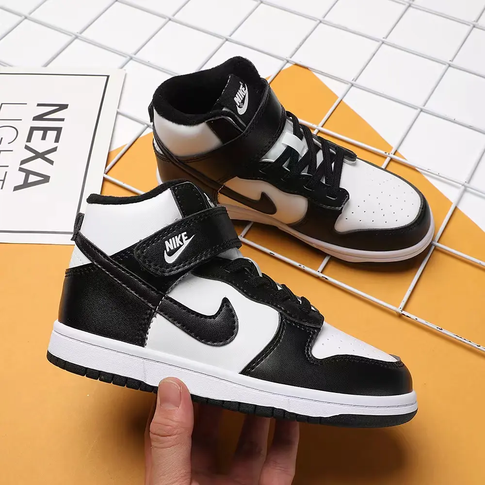 Nike SB Dunk Low x StrangeLove black and white panda children’s shoes new low-top