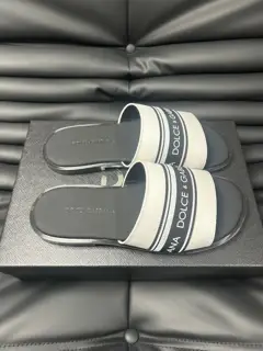 Dolce & Gabbana Logo Beach Slippers