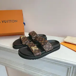 Louis Vuitton Boat Tow Series