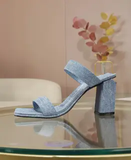 【Alexander* Wang】——Alexander Wang’s latest autumn and summer 2024 model. Single shoe