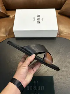 Berluti fashion slippers high gloss version Italy imported calfskin