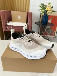 Loewe x on cioudtilt2.0 running shoes couples’ new collaboration series running shoes